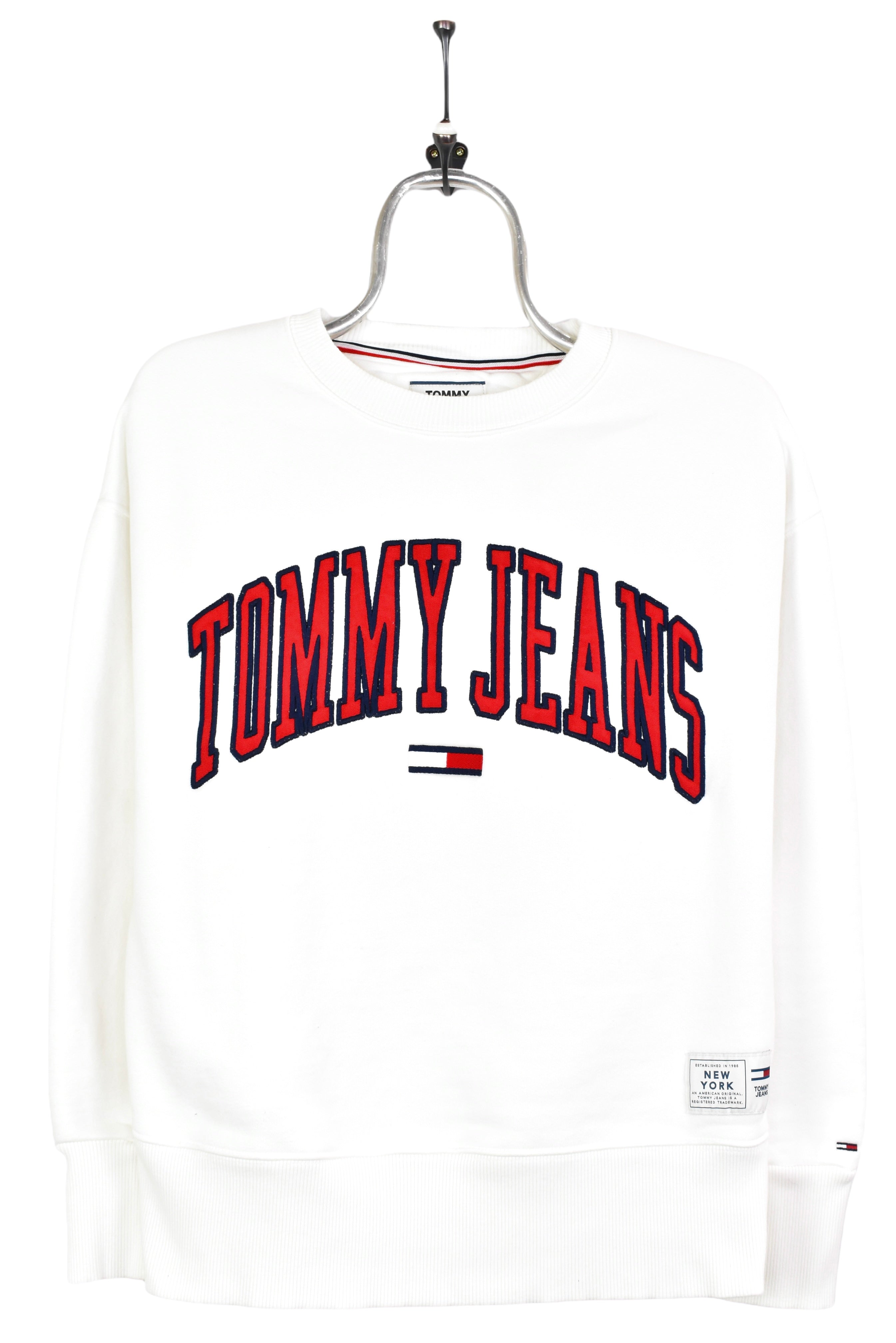 Tommy hilfiger hot sale white sweatshirt